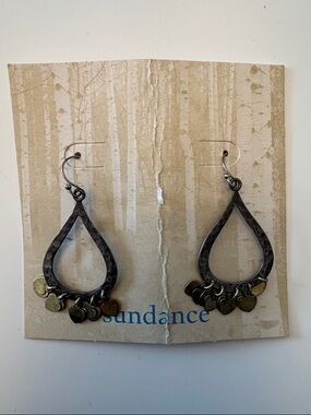 Sundance antique silver tone Teardrop Earrings with Gold tone Heart Charms